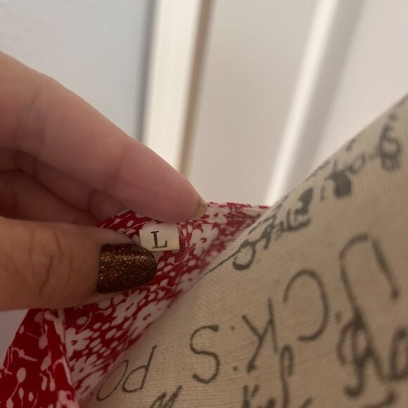 Red and White Floral Flutter Sleeve Mini Dress size Large - Picture 3 of 5